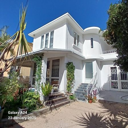 Ferienwohnung The Coral House Rivière Noire Exterior foto